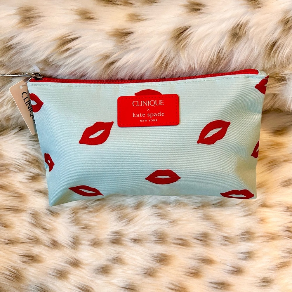 💋Clinique x Kate Spade Lip Print Pouch💋